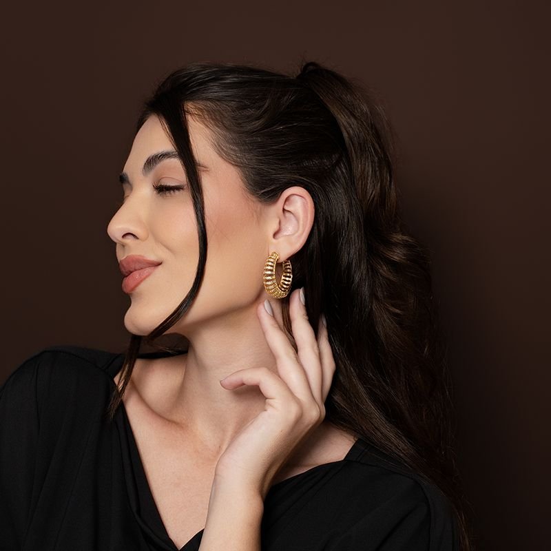 ARGOLA BANHADO EM OURO 18K C/ ZIRCÔNIAS
