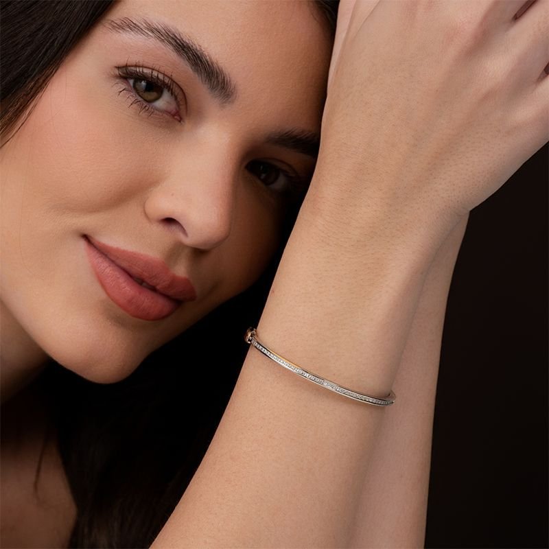 ARGOLA GEOMÉTRICA BANHADA EM OURO 18K