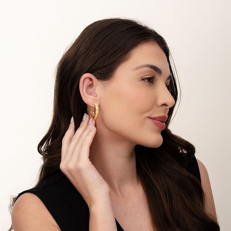 ARGOLA TRAÇO BANHADO EM OURO 18K