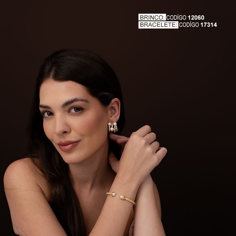BRACELETE ABERTO COM PEDRA CRAVEJADA E PÉROLAS