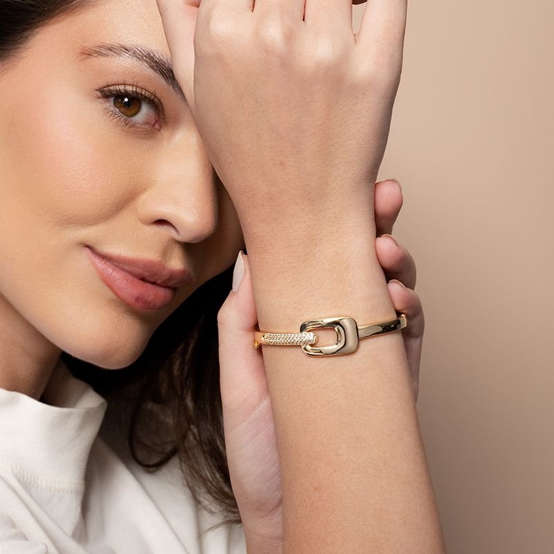 BRACELETE BANHADO EM OURO 18K CRAVEJADO COM PEDRAS