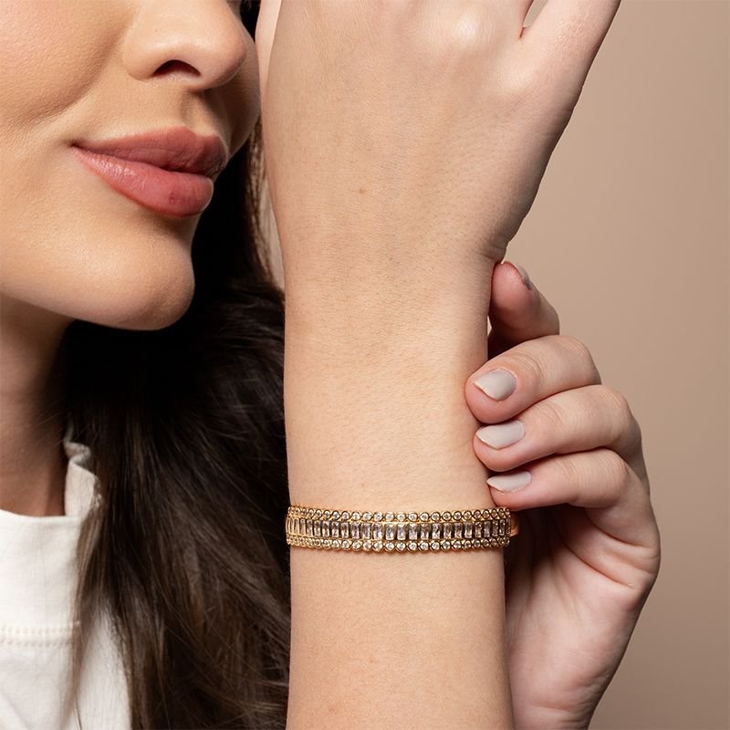 BRACELETE DOURADO BOLINHAS RIVIERA COM PEDRAS CRAVEJADAS