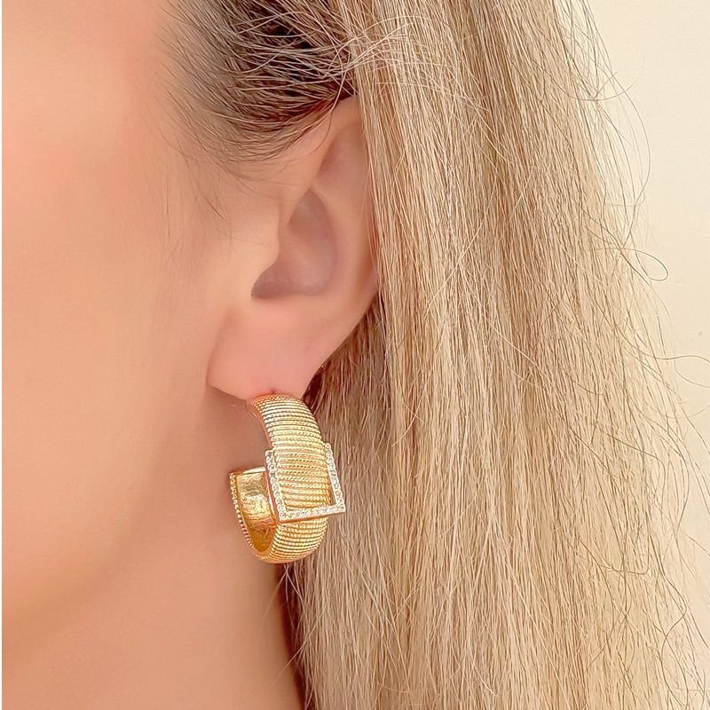 BRINCO CINTO BANHADO EM OURO 18K CRAVEJADO C/ ZIRCÔNIAS