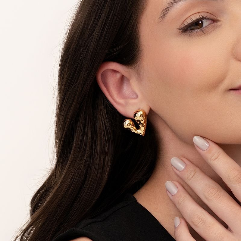 BRINCO CORAÇÃO ABERTO BANHADO EM OURO 18K