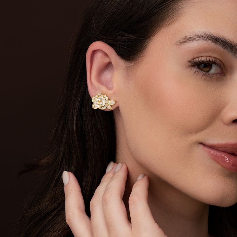 BRINCO FLOR TODO CRAVEJADO COM ZIRCÔNIAS