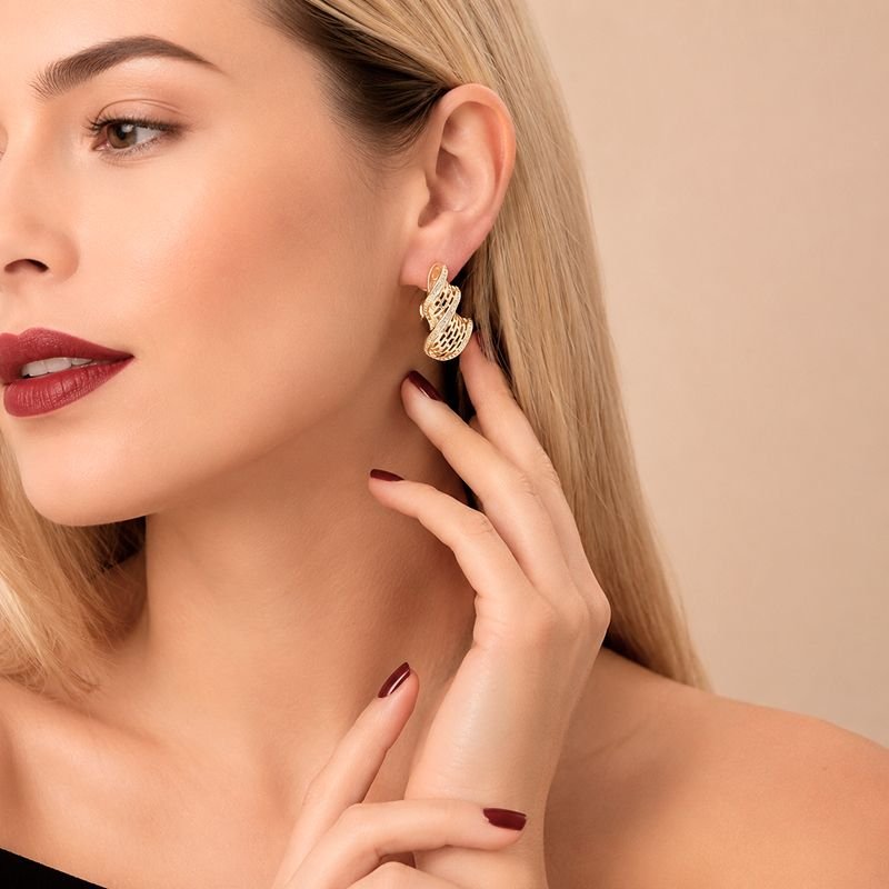 BRINCO LUMIERE BANHADO EM OURO 18K