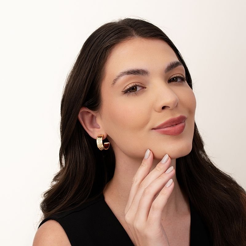 BRINCO MEIA ARGOLA BANHADO EM OURO 18K