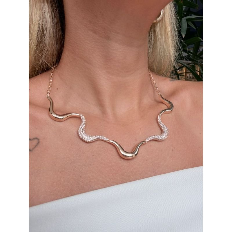 COLAR ONDAS DOURADO BANHADO EM OURO 18K - 46 CM