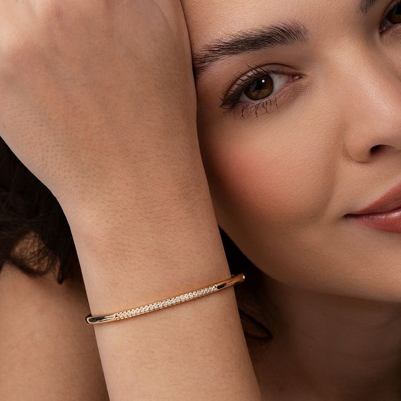CONJUNTO BRACELETE E ANEL DELICADO COM PEDRAS DE ZIRCÔNIA 